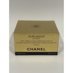 CHANEL SUBLIMAGE LE TEINT Ultimate Radiance-Generating Cream Foundation 50 Beige